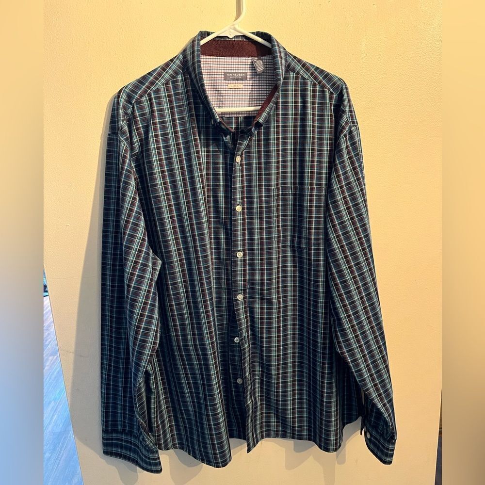 Van Heusen Classic Fit Plaid Button Down Shirt size XXL
